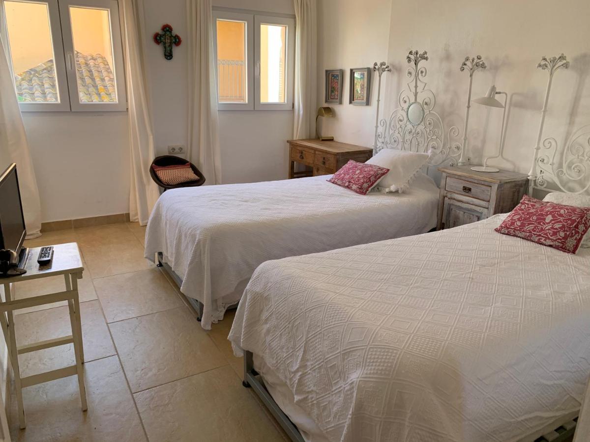 Casa 4 Habitaciones Con Jardin Y Piscina 10 Pax Zahara de los Atunes Ngoại thất bức ảnh